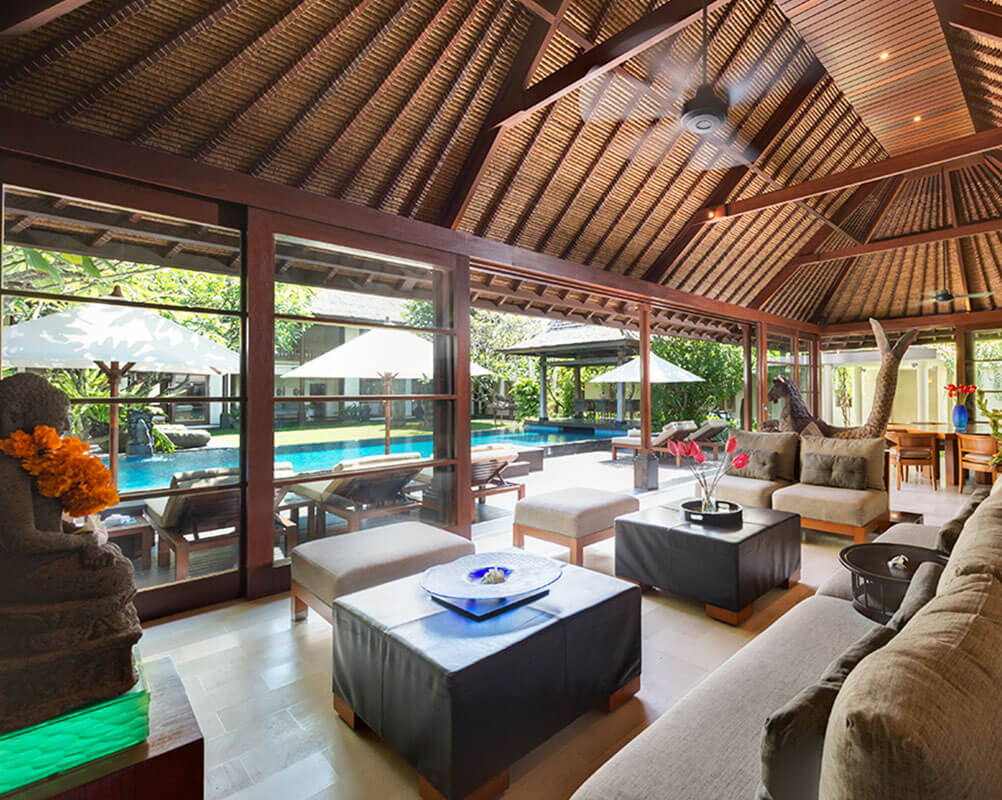 Villa Ramadewa - Living and dining area
